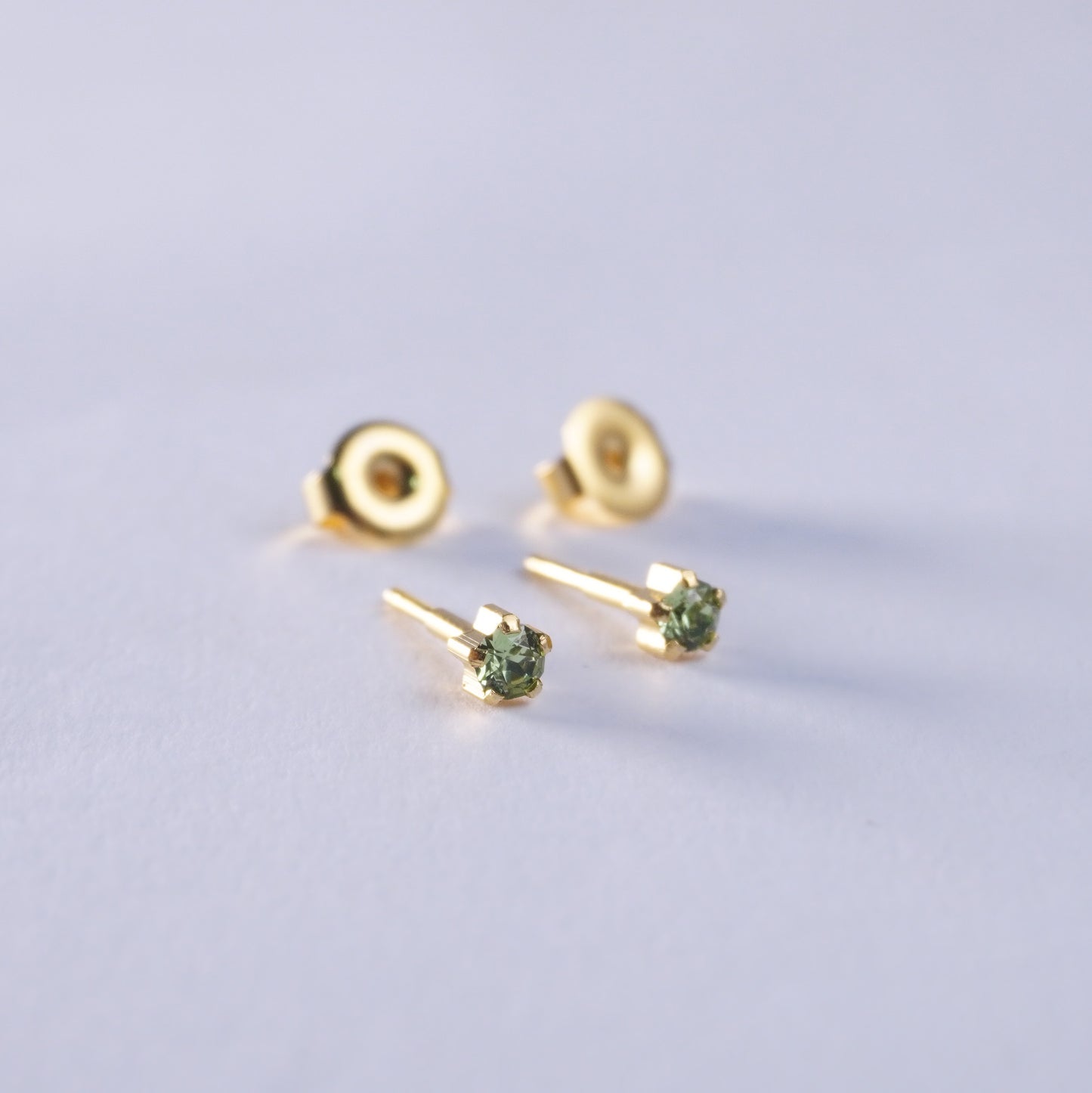 August – Peridot Claw