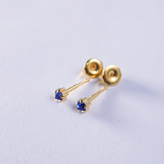 December – Blue Zircon Claw 012