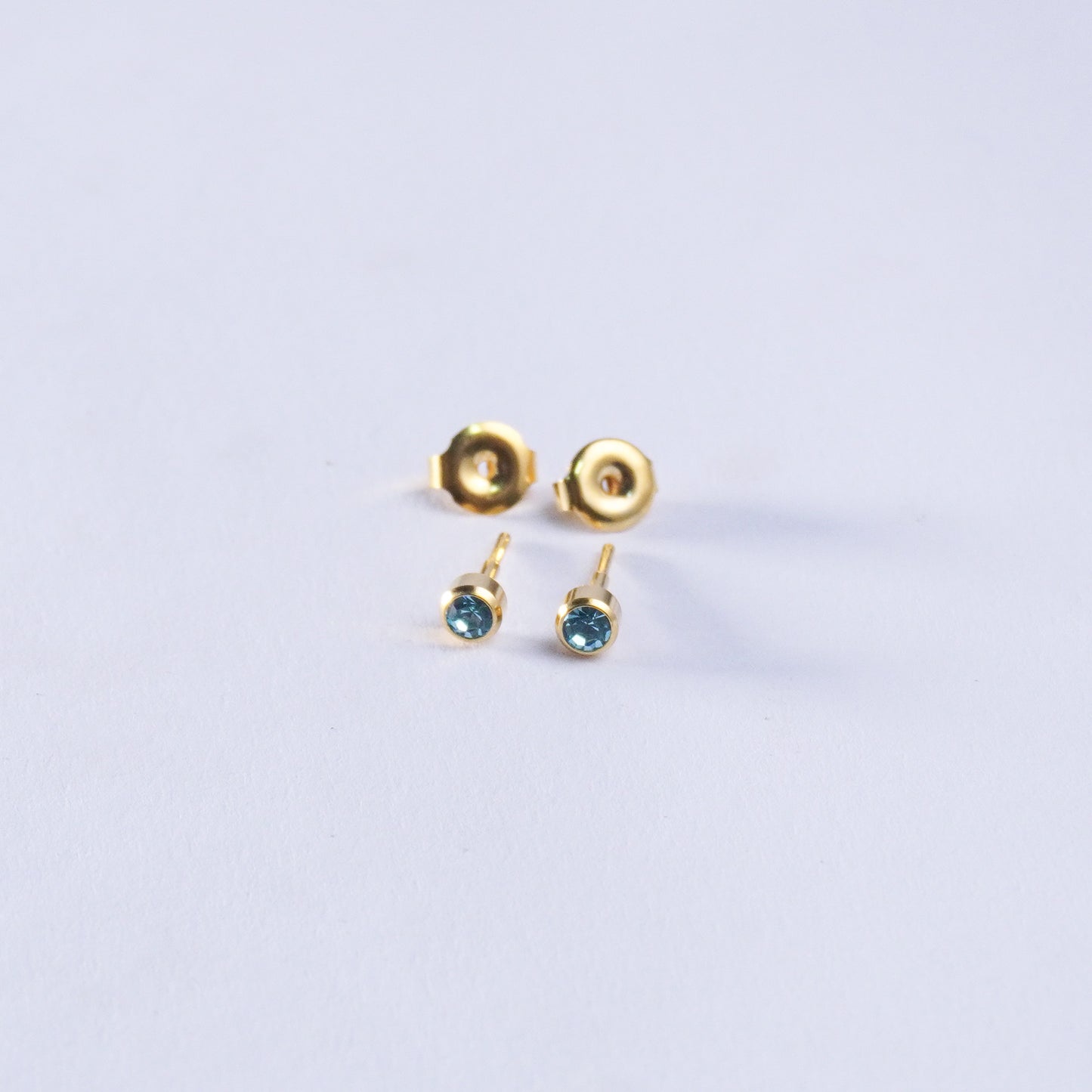 March – Aquamarine Bezel Set 015