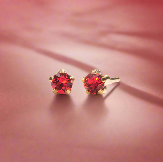 July – Ruby Claw Set 007