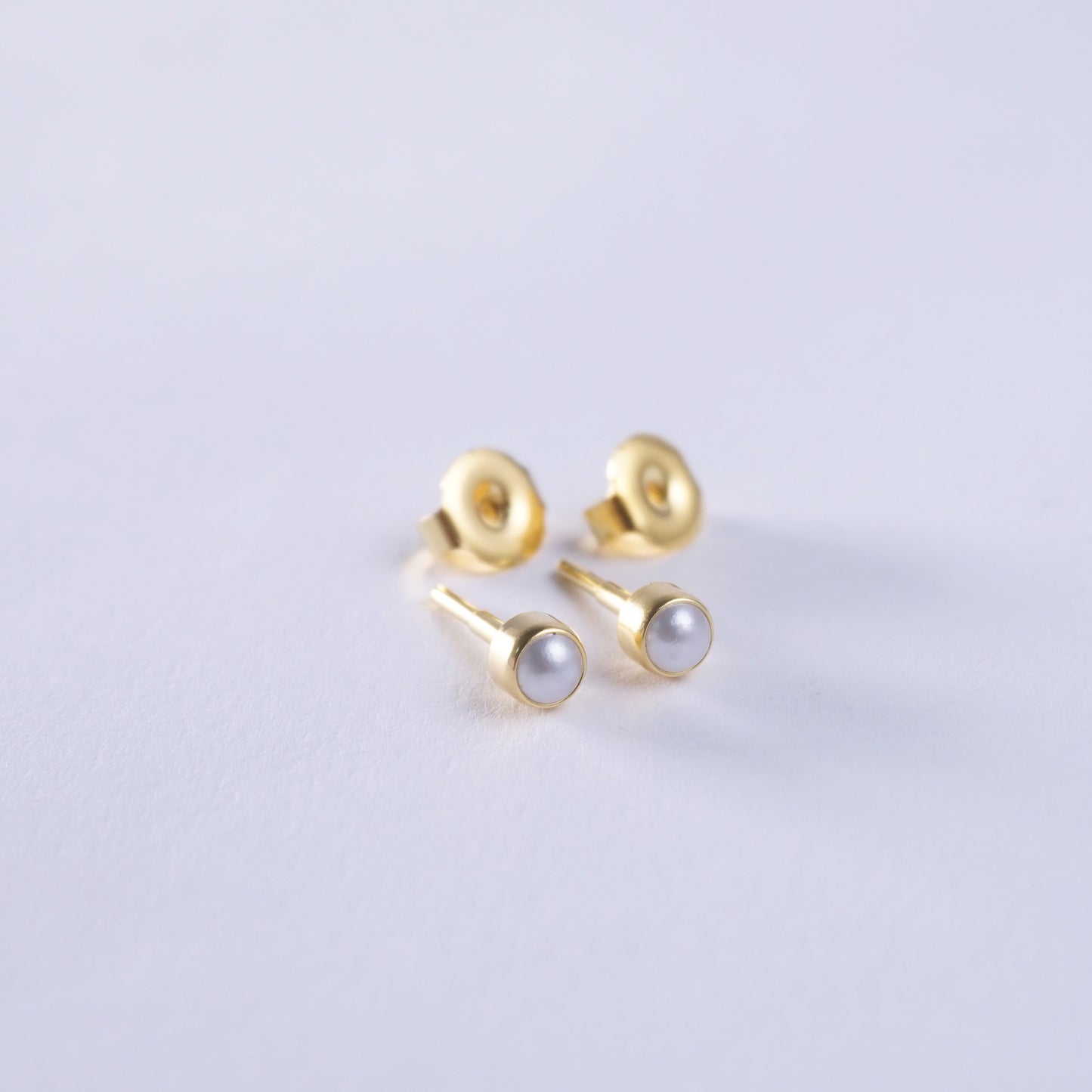 Deluxe White Simulated Pearl WP-031