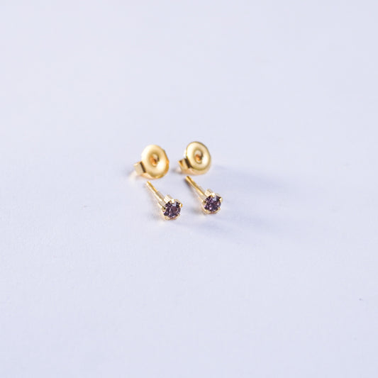 June – Alexandrite Claw Set 006