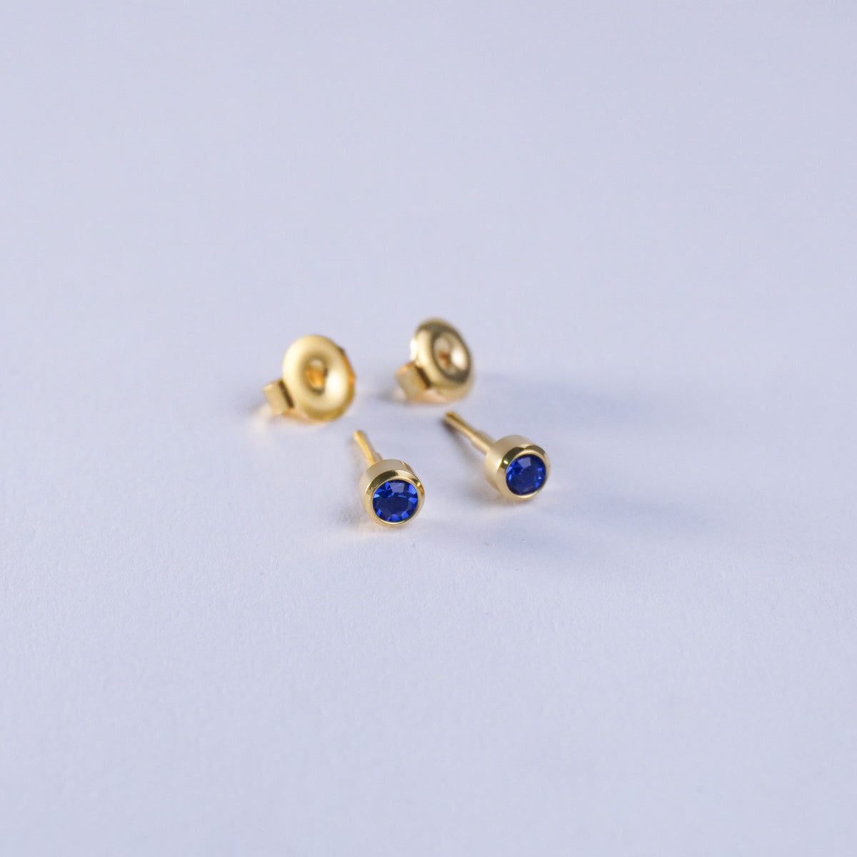 September – Sapphire Bezel Set 021