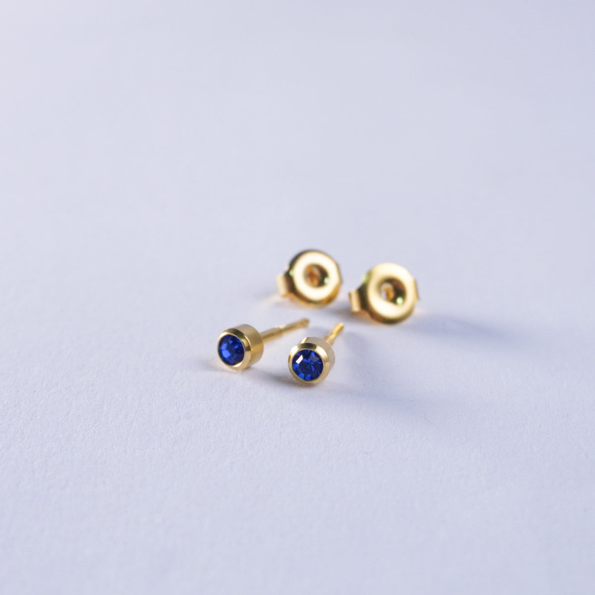 September – Sapphire Bezel Set 021
