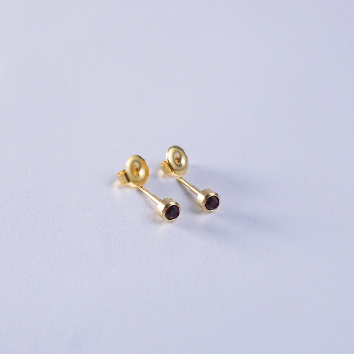 January – Garnet Bezel Set 013