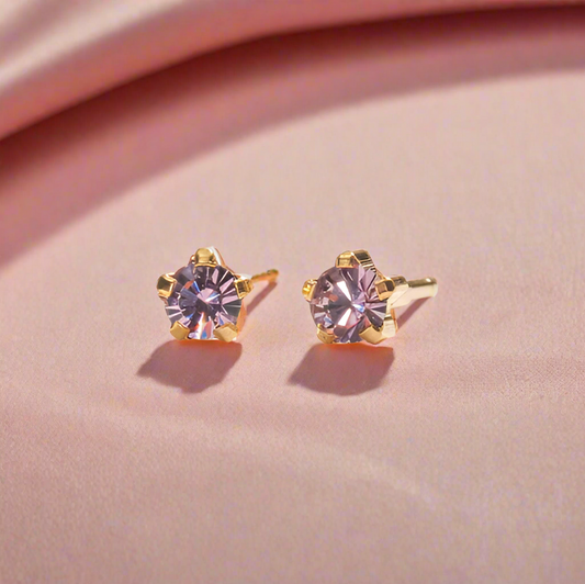 June – Alexandrite Claw Set