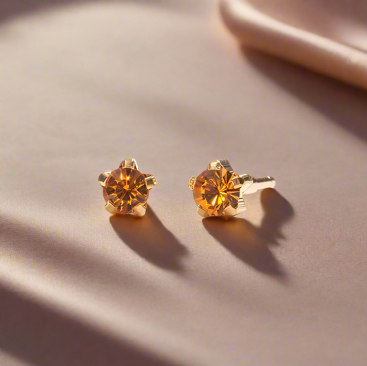 November – Topaz Claw